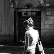 Ju Dombret's photo
