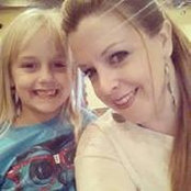 Alicia Ochoa's photo