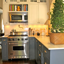Lake Kitchen