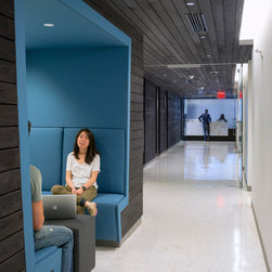 Droga 5 - Siding And Stone Veneer