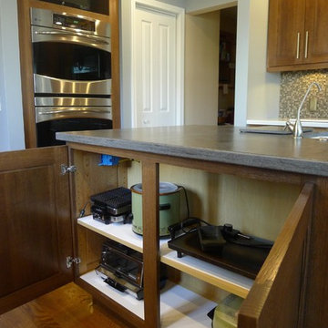 Quarter sawn white oak kitchen.