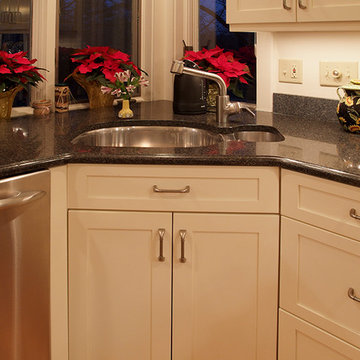 Christian Hill Kitchen, Amherst