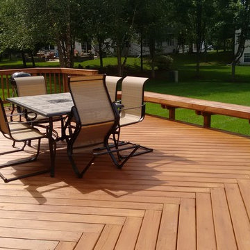 Wood Deck Design in Lindenhurst, IL