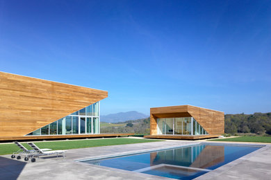 Inspiration for a large contemporary rectangular pool in San Francisco.