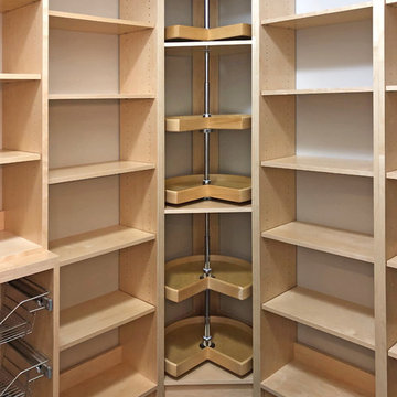 A real WOW custom pantry
