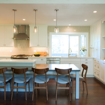 Kitchen - Open floor plan with Folding window at the bar counter
