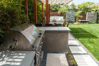 Photo of a modern landscaping in Los Angeles.