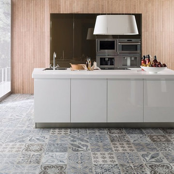 Patterned Feature Tiles - Antique Silver