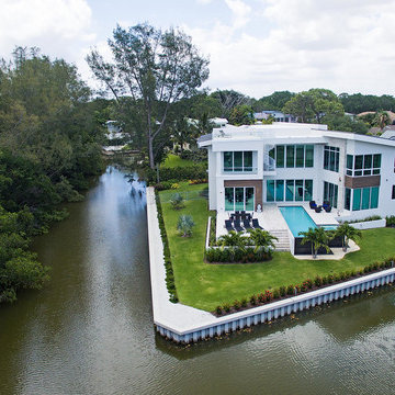 Modern Naples Starfish Residence