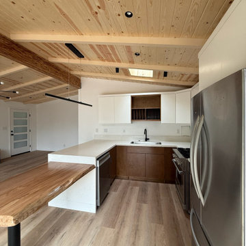 Kitchen (Daytime)