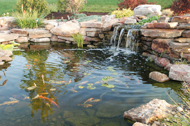 Inspiration for a traditional landscaping in Other.