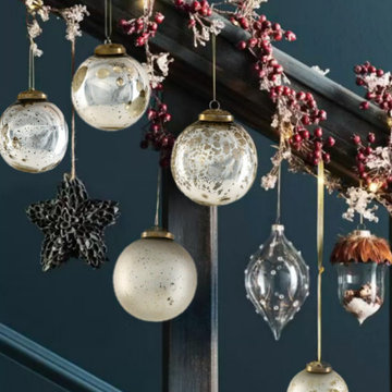 Serene Spaces Living Set of 12 Vintage Style Glass Ball Ornaments for Xmas Tree