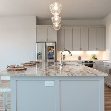 Austin Fantasy Brown & Crystal Ice Kitchen