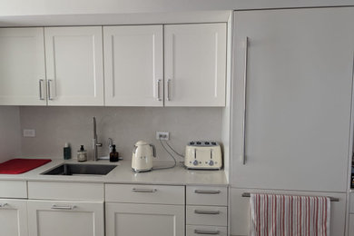 Inspiration for a modern home design remodel in New York