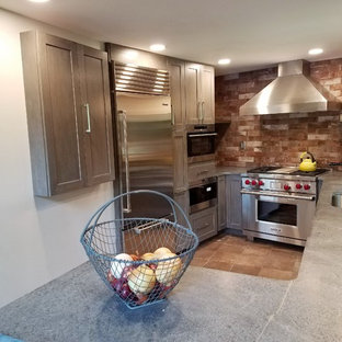 Contemporary Rustic Kitchen in Grey and Brown