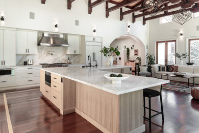 Inspiration for a transitional kitchen remodel in San Francisco