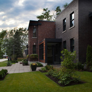 Front residential landscape