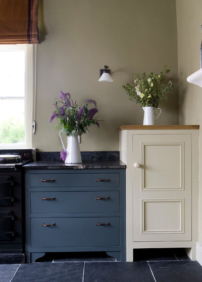 Country Kitchen by Hill Farm Furniture Ltd