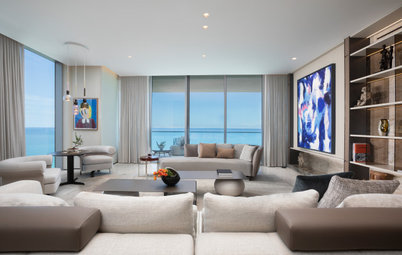 Houzz Tour: Museum-Inspired Moments in a Beachfront High-Rise