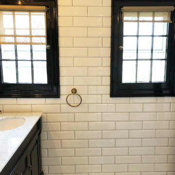 Black And White Bathroom