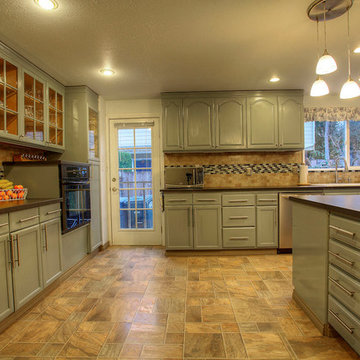 Remodeled Rambler - Lakewood, WA - Chef and Gardeners Dream!
