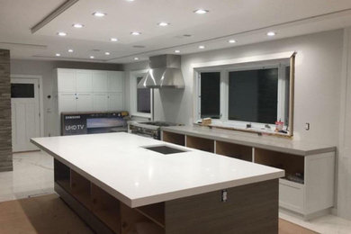 Example of a kitchen design in New York
