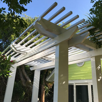 Trellis / Pergolas