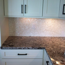 Backsplash: SHELL (PEARLY)