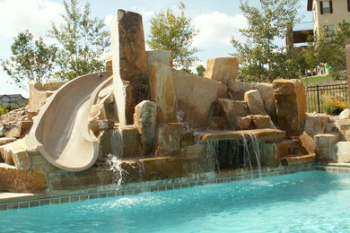 Example of an eclectic pool design in Denver