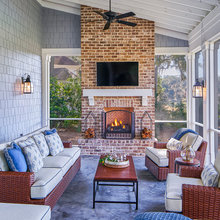 Cardiff Screened Porch