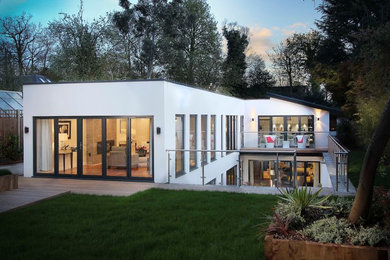 This is an example of a contemporary house exterior in Hertfordshire.
