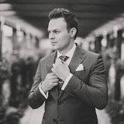 Richard Mulligan's photo