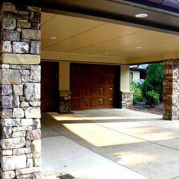 Shamrock Porte Cochere