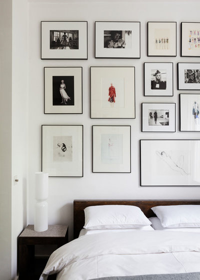 Scandinavian Bedroom by Bertolini Architects