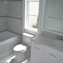 Upstairs Bath