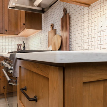 Door Style: Pierce SP 275  | Species: Cherry | Finish: Sienna