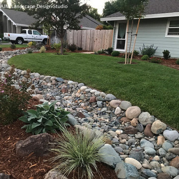 Front Yard Renovation: Cottage garden