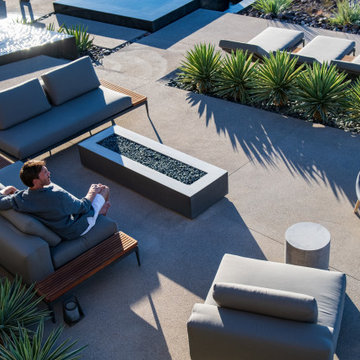 Zenith - Patio - Obsidian