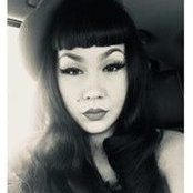 Elizabeth Vee's photo
