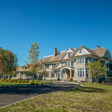 MENDHAM SHINGLE-STYLE ESTATE