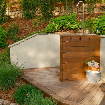 Hilltop Hot Tub Refuge