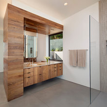 Owners Bath