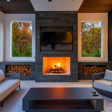 Modern Hillside Oasis