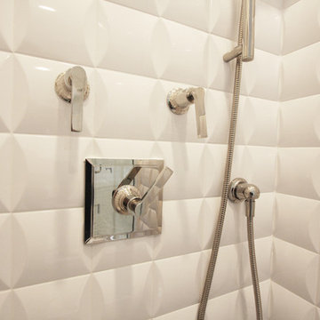 Sensational Girl's Bathroom