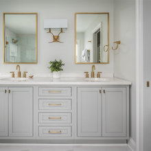 Kitchen/ Bathroom/ Mudroom