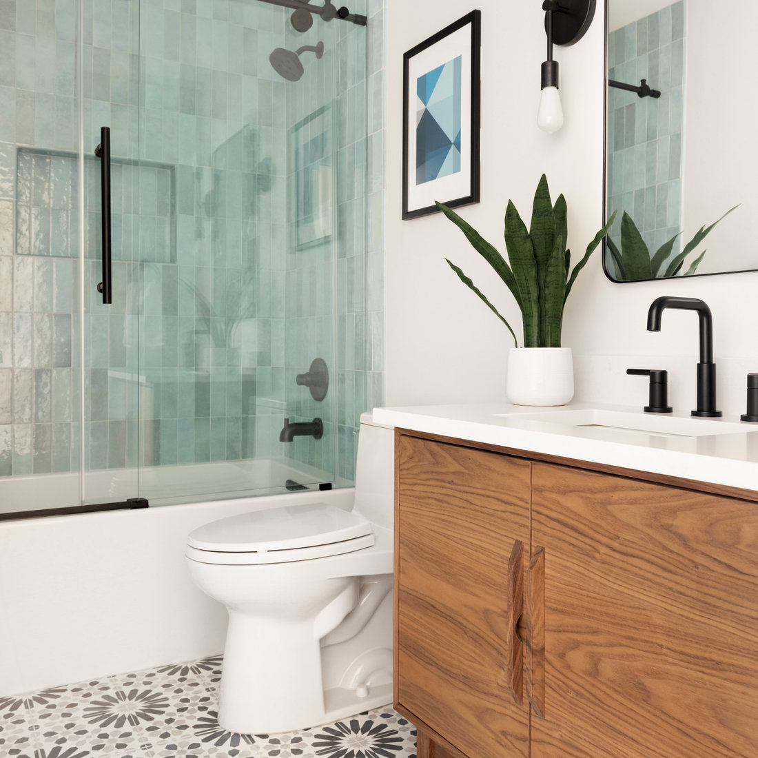 Fun Mid Century Bathroom
