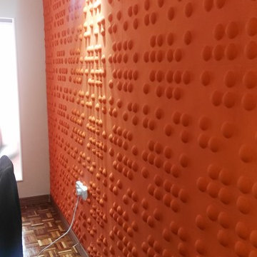 Complete gypsum partition with a future wall.