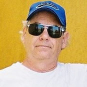 Foto von Larry Headley
