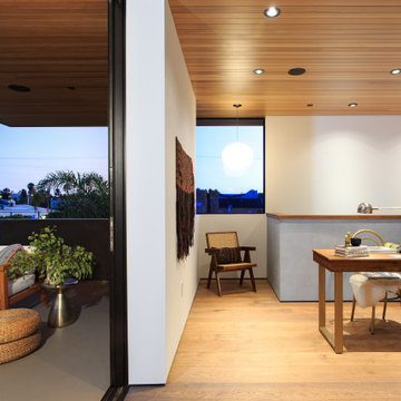 Windward Home - Staging (Venice)