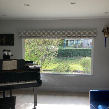 Elegant Roman Shades with Discreet Printing: Santa Clarita Living Room
